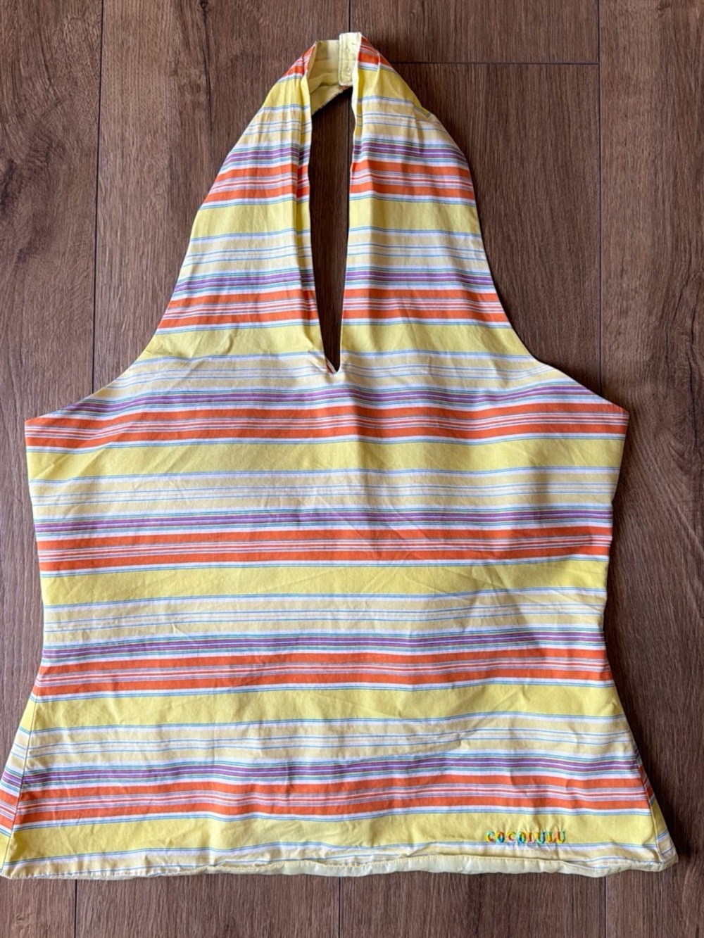 Light Yellow Women's Top with Subtle Tag Detail